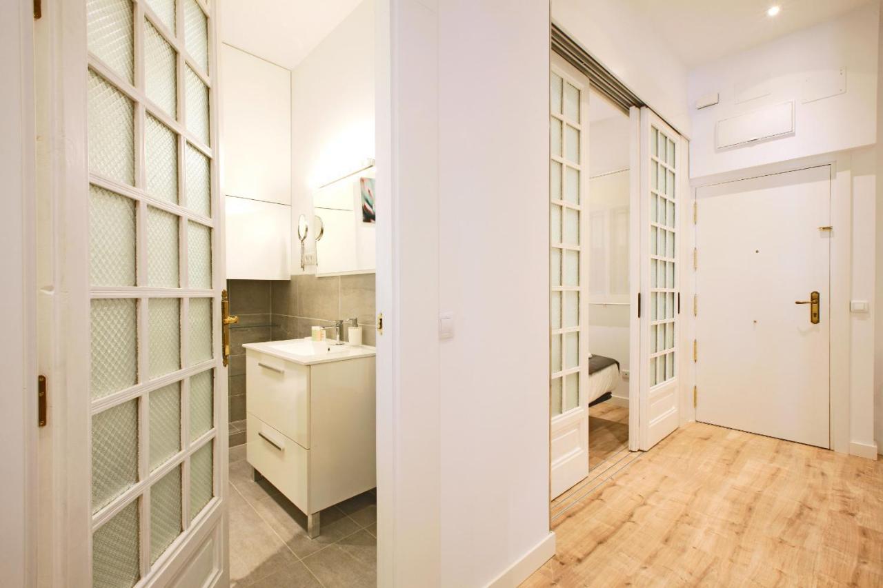 Reina Sofia Boutique I Apartman Madrid Kültér fotó