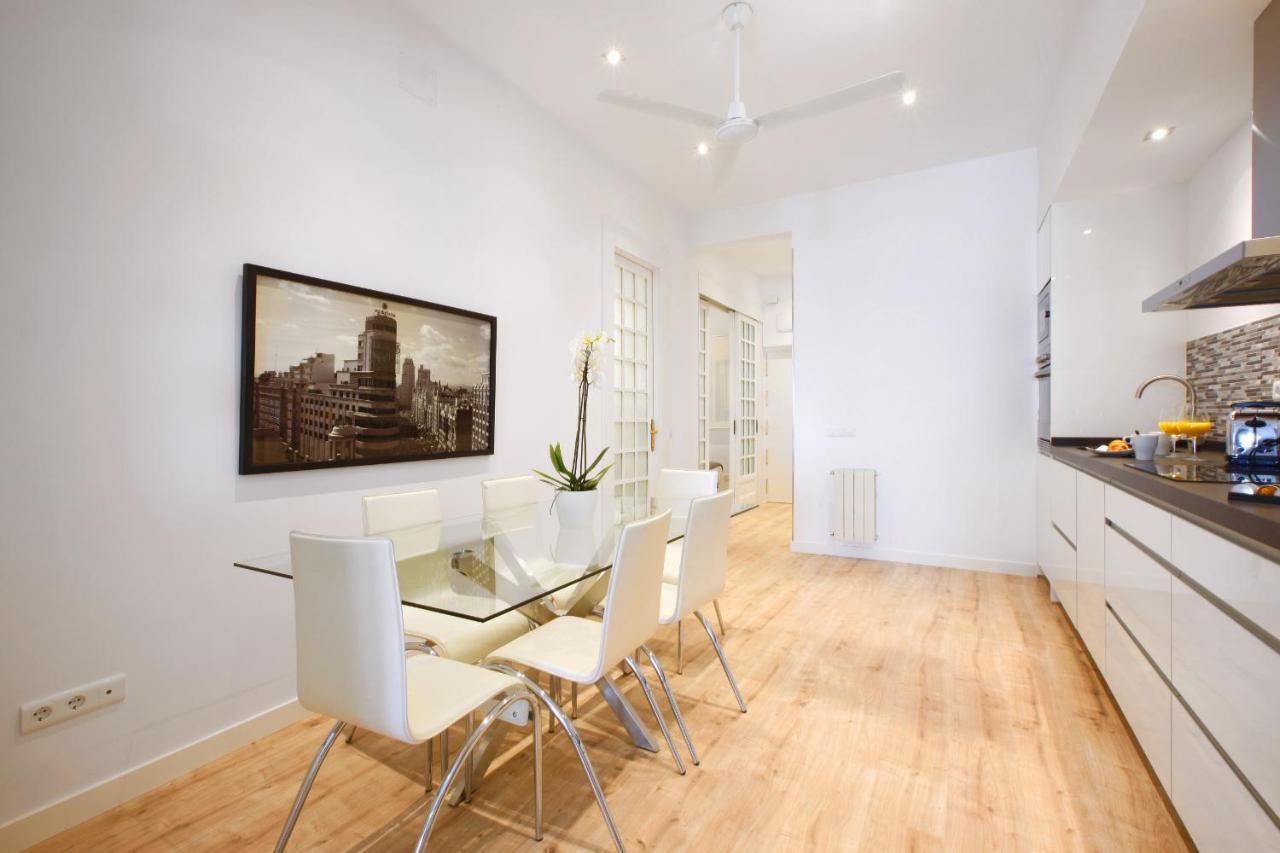 Reina Sofia Boutique I Apartman Madrid Kültér fotó