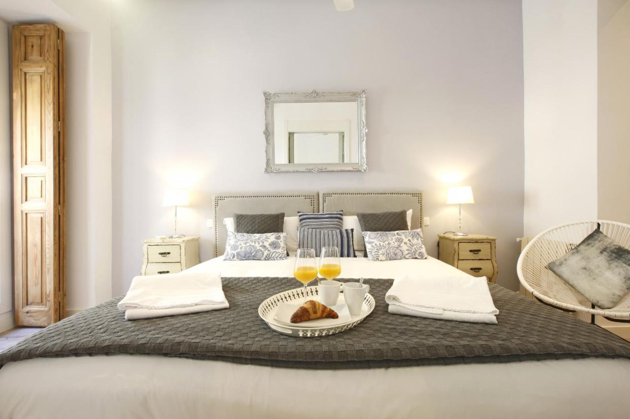Reina Sofia Boutique I Apartman Madrid Kültér fotó