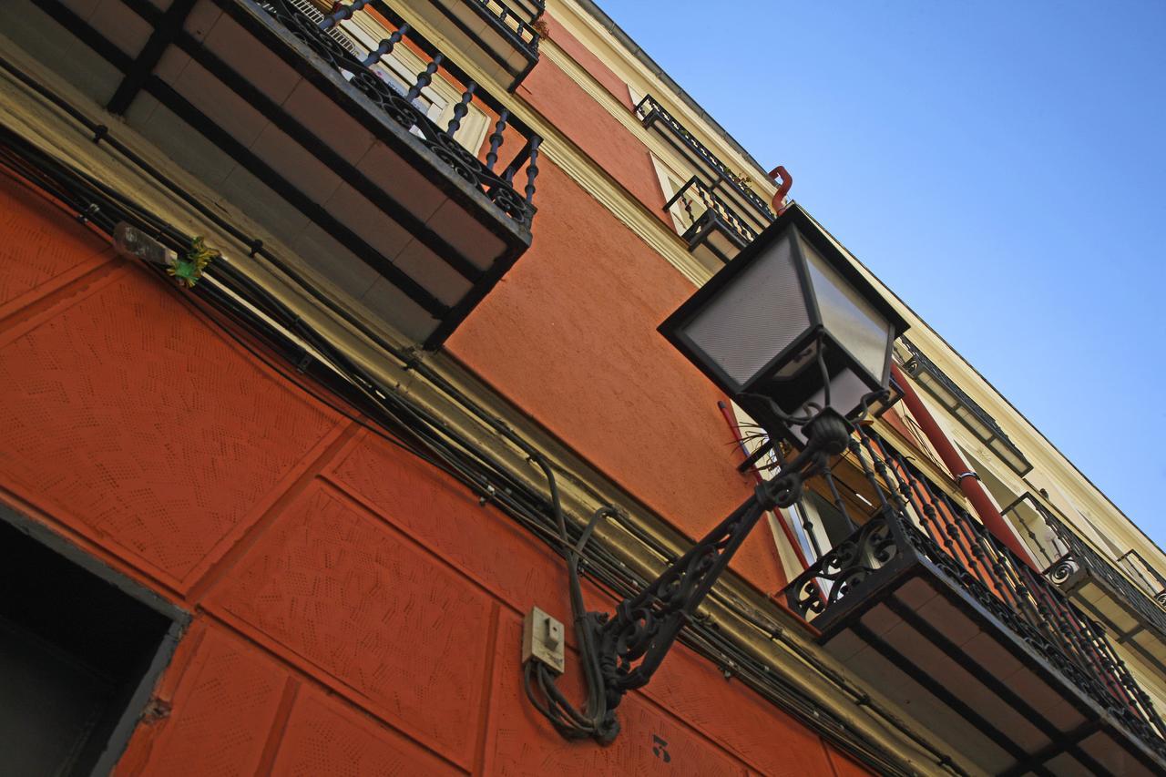 Reina Sofia Boutique I Apartman Madrid Kültér fotó